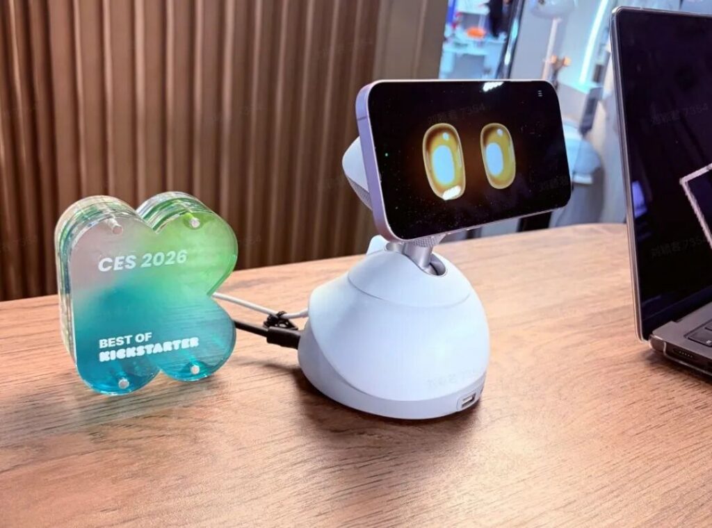 Three AI Transformations at CES 2026:Custom Shaped Batteries Behind Physical AI 2 LOONA DeskMate