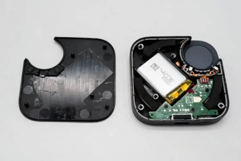 A Key Insight from the Teardown: Battery Shape Matters More Than Capacity 1 teardown of a wearable ai recorder